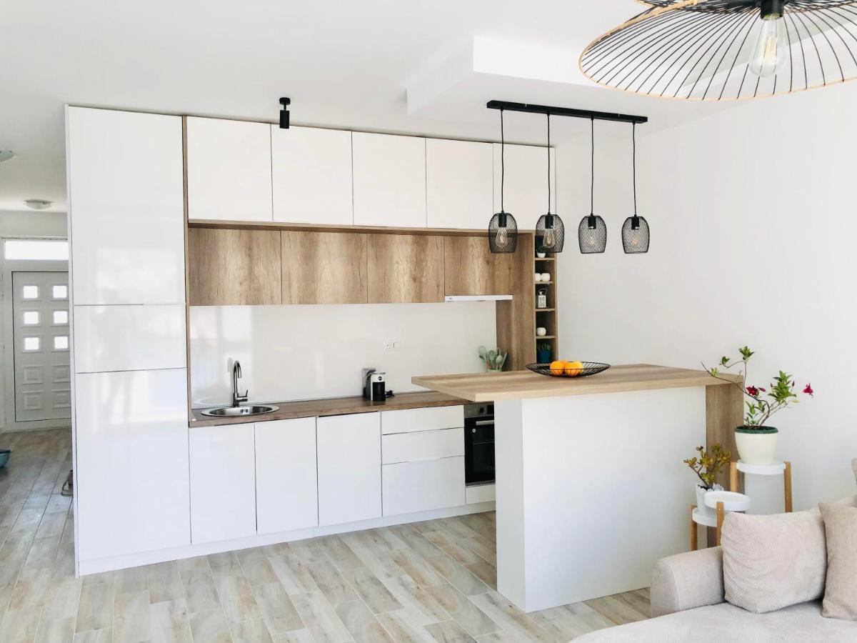 Apartment Seaside Pržno エクステリア 写真