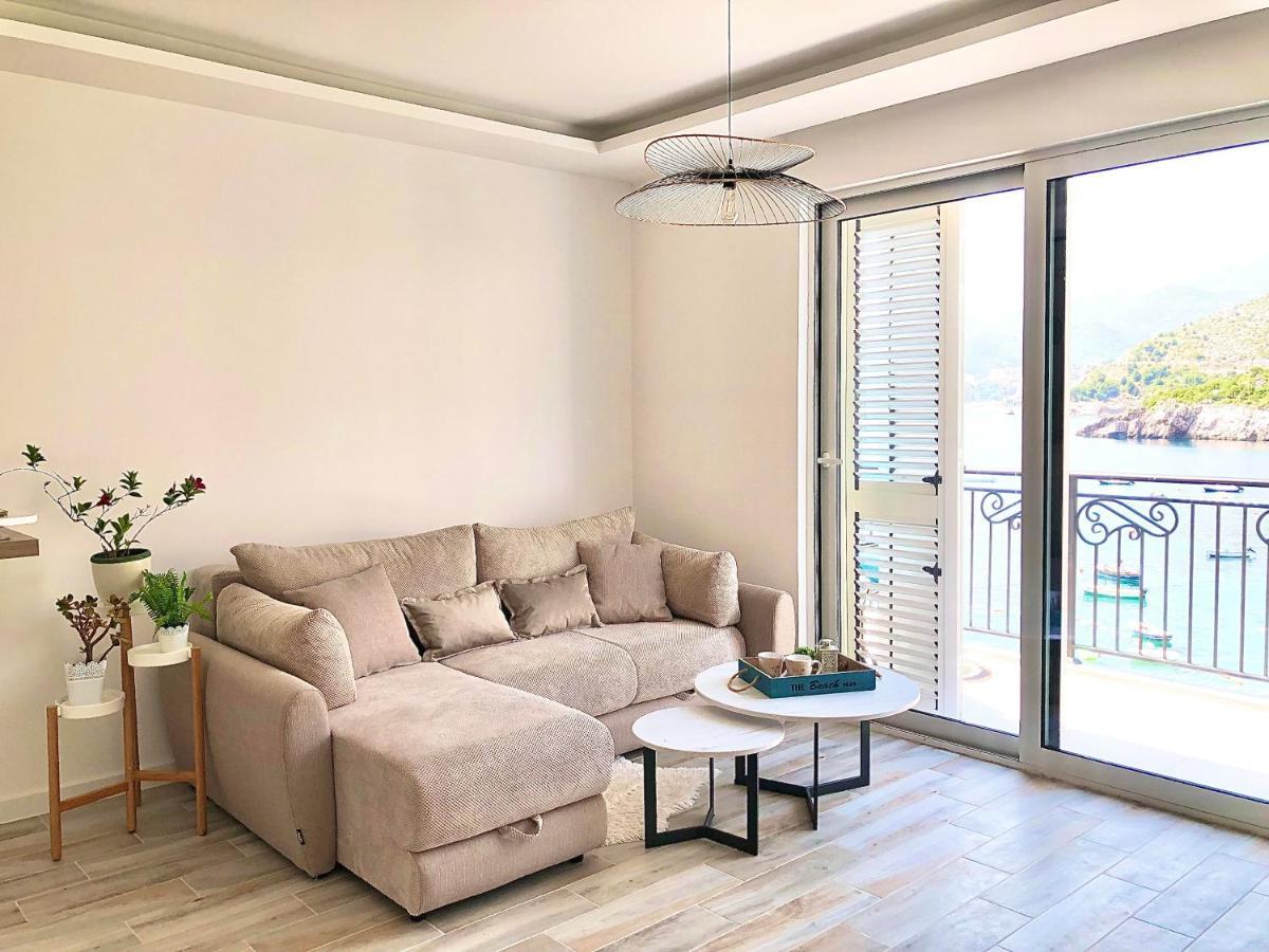 Apartment Seaside Pržno エクステリア 写真